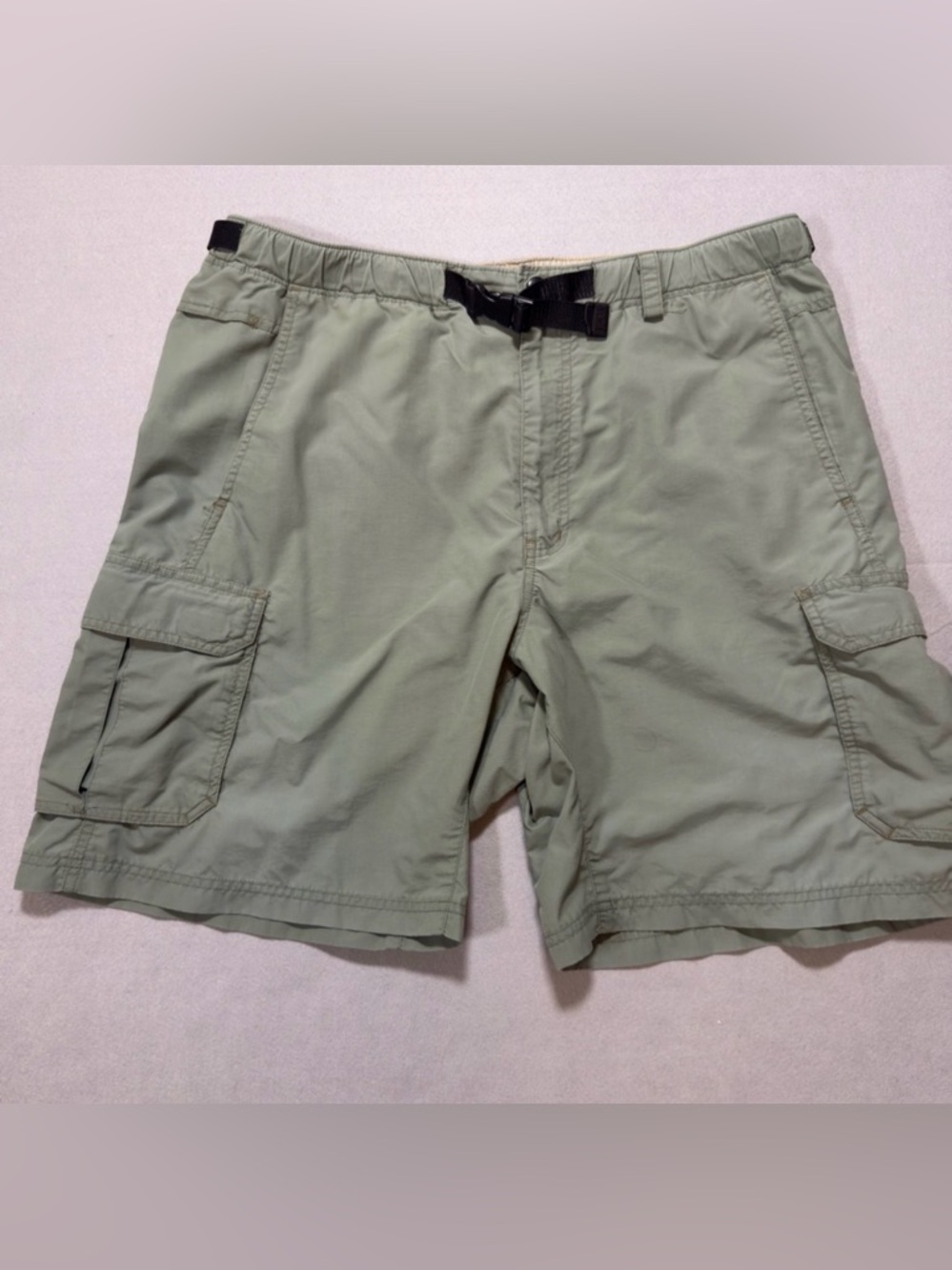 REI Men's Light Olive Green Cargo Shorts with Belt
